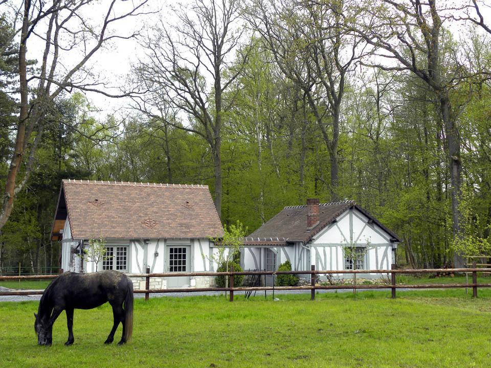 Domaine Du Vertbois La Haye-du-Theil Екстериор снимка