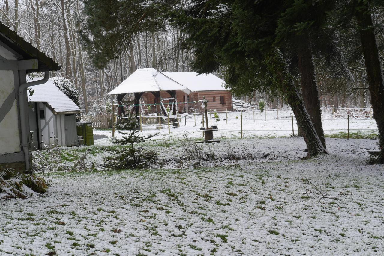 Domaine Du Vertbois La Haye-du-Theil Екстериор снимка